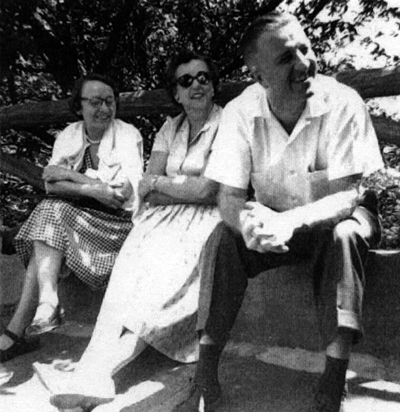 Edith E. Cook, Irene y Meredith Sprunger en un picnic Urantia en 1960