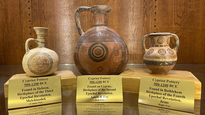Pottery with three concentric circles at Urantia Foundation