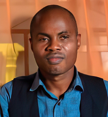 Shola Agagu