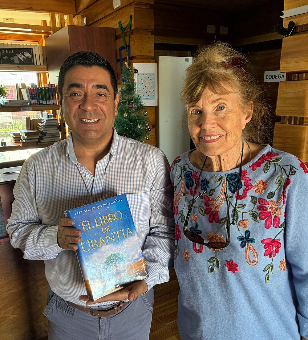 Marian Hughes, Dalcahue