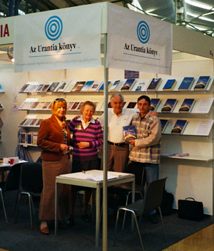 Az Urantia könyv Booth - 2011 Budapest Book Fair Az Urantia könyv Booth - 2011 Budapest Book Fair