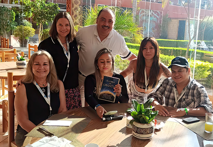 Judy Van Cleave, Tamara Strumfeld, Arturo Garcia, Fabiola Dominguez, Sarah Espinoza, Antonio Schefer Judy Van Cleave, Tamara Strumfeld, Arturo Garcia, Fabiola Dominguez, Sarah Espinoza, Antonio Schefer
