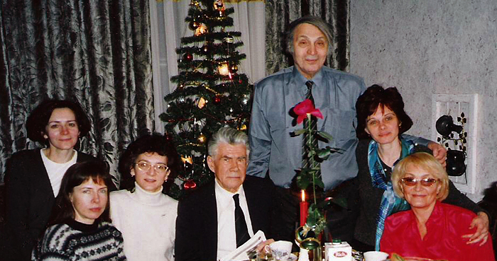 Vitaly Kondratjev and the St. Petersburg's study group Vitaly Kondratjev and the St. Petersburg's study group